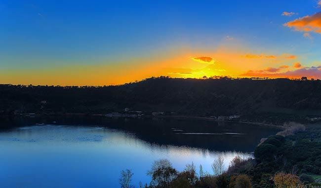 lago averno campania pozzuoli