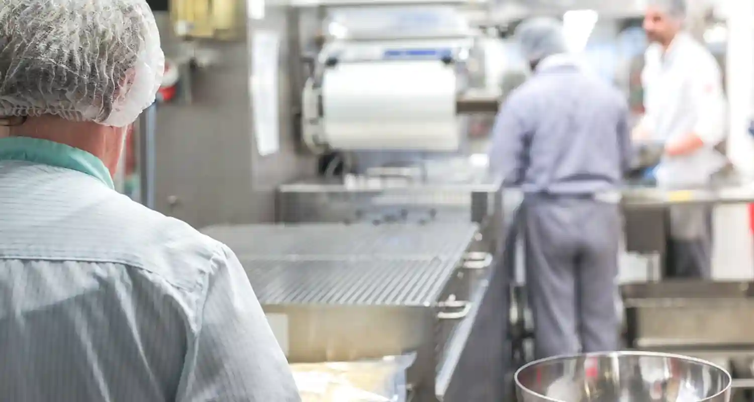 Quali sono le principali sfide affrontate nella produzione alimentare e come vengono affrontate?