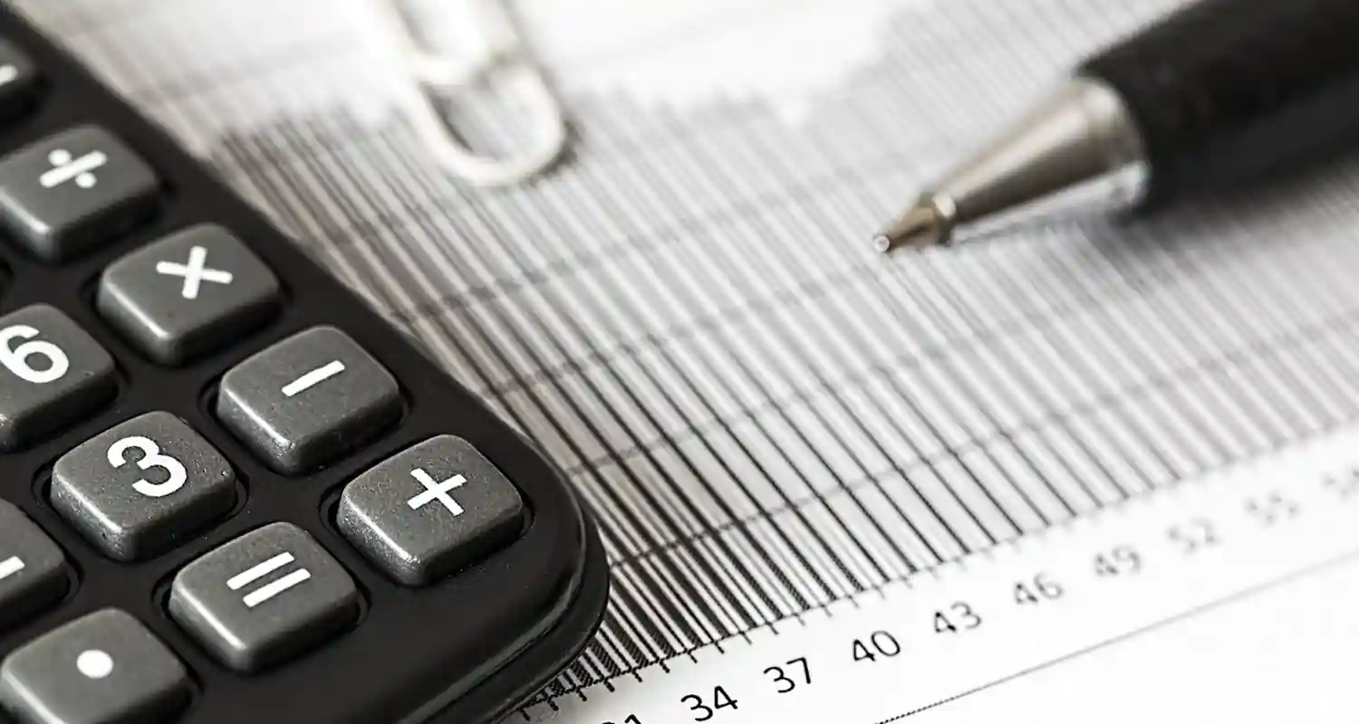 Nuove Tasse 2023 in Italia: Analisi Completa e Conseguenze per Cittadini e Aziende