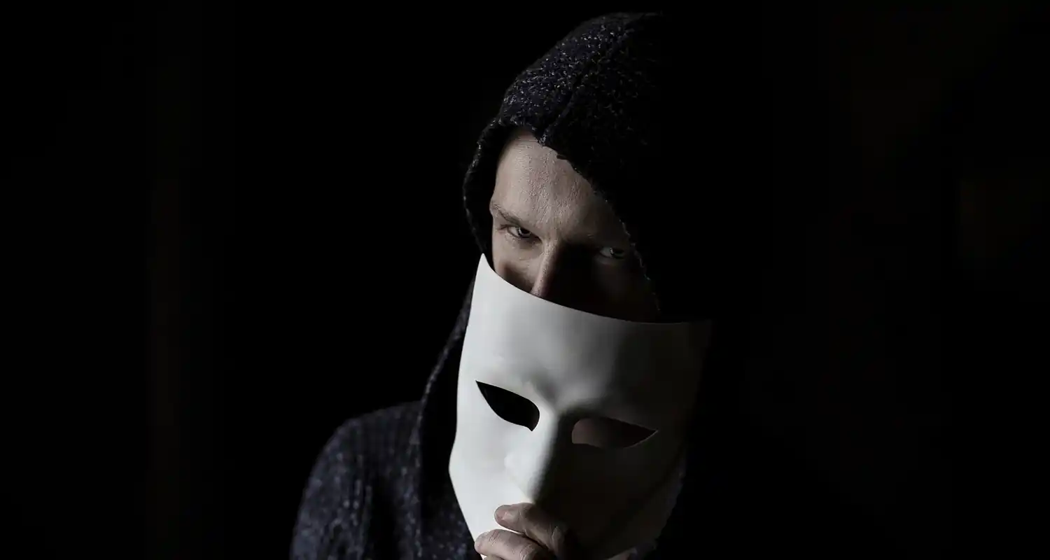 Deepfake: Come Proteggere la Tua Azienda dalla Nuova Frontiera delle Frodi