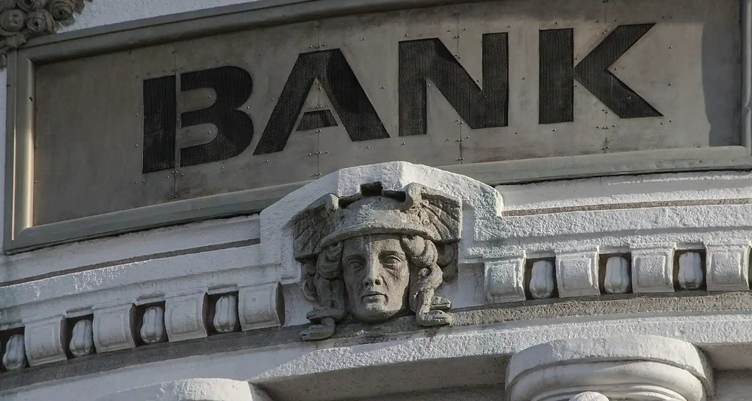 Quali rischi corrono le banche con intelligenza artificiale